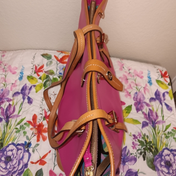 Dooney bourke leather  Dover tote  pink - Picture 3 of 12